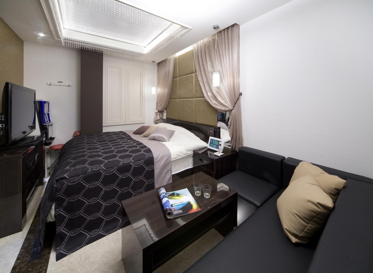 Jewel Hotel Luxury Modern (Adults Only) Miyoshi  Dış mekan fotoğraf